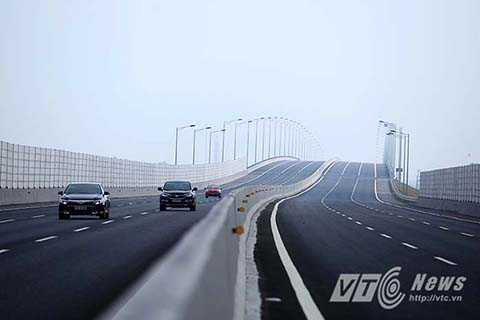 Tuyến cao tốc sẽ giảm tải cho quốc lộ 5, rút ngắn thời gian đi từ Hà Nội xuống Hải Phòng chỉ còn khoảng 1,5 giờ thay vì 2,5 giờ như trước đây