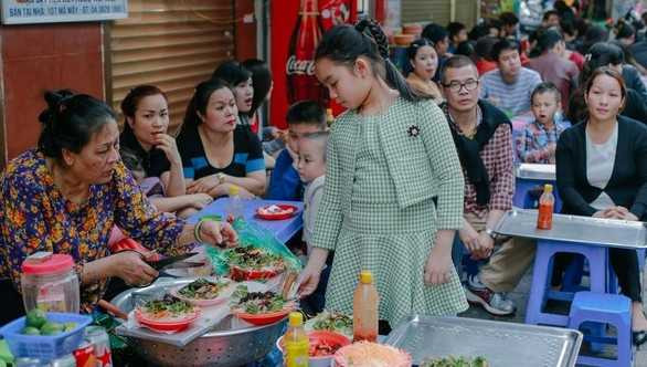 Những dịch vụ tranh thủ 'chặt chém' những ngày đầu năm