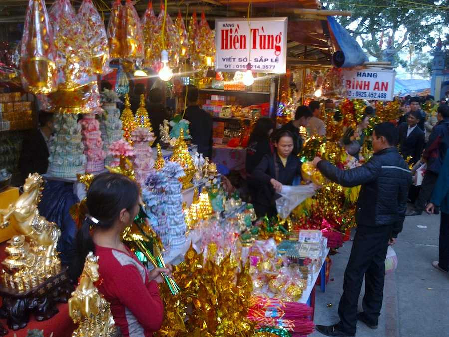 Những dịch vụ tranh thủ 'chặt chém' những ngày đầu năm