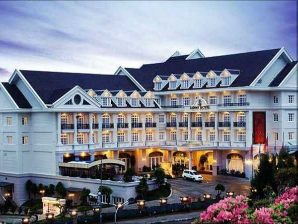 Những dịch vụ tranh thủ 'chặt chém' những ngày đầu năm