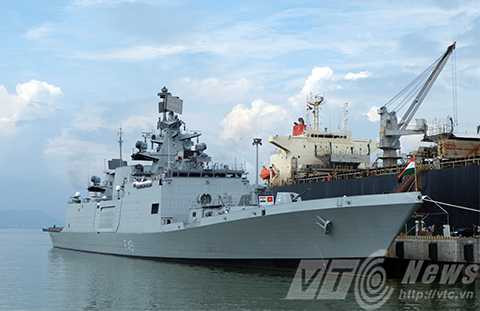 chiến hạm khủng, đến Đà Nẵng, tàu khu trục, hải quân, tuần dương, tên lửa, năm 2015