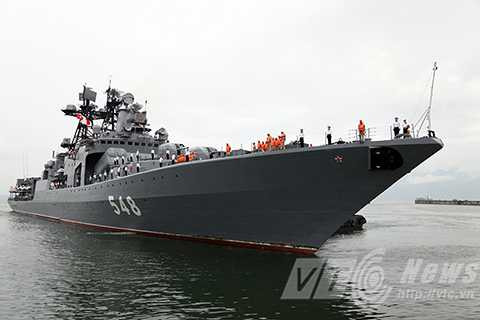 chiến hạm khủng, đến Đà Nẵng, tàu khu trục, hải quân, tuần dương, tên lửa, năm 2015