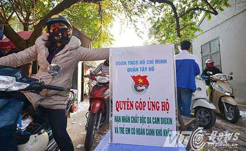 Lực lượng bao gồm công an và thanh niên tình nguyện ghi vé cũng như đảm bảo an ninh trật tự tại đây từ 7h30 đến 21h hàng ngày. Những thùng từ thiện để người dân tự nguyện đóng góp cho các nạn nhân nhiễm chất độc màu da cam và trẻ em có hoàn cảnh khó khăn.