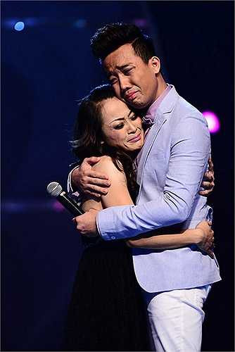 Anh cũng được coi là MC chạy show kỷ lục và có mức cát xê cao nhất nhì trong số các MC