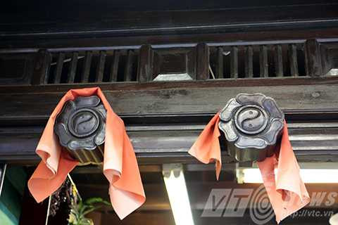 Mắt cửa, hồn của phố cổ, Hội An, tâm linh, môn thần, bí hiểm