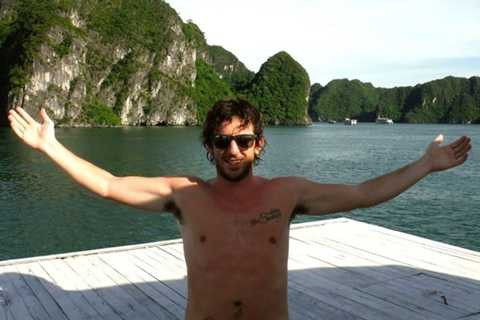 Anh Marc Nicholls - người phát hiện ra miếng gà rán kỳ dị 