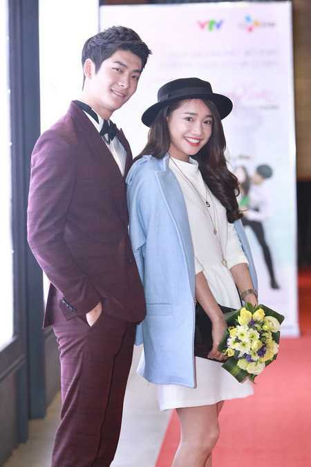 Nhã Phương và Kang Tae Oh đã có một chuyện tình đẹp trong phim. 