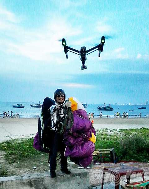 Lên Sơn Trà, bay, dù lượn, ngắm Đà Nẵng, từ trên cao