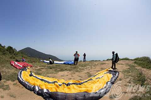 Lên Sơn Trà, bay, dù lượn, ngắm Đà Nẵng, từ trên cao