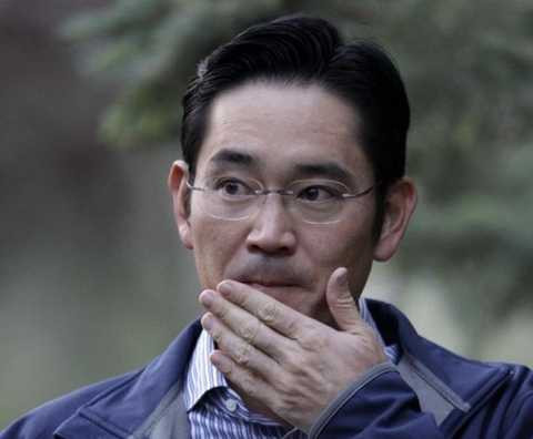 Hầu hết những người từng gặp thái tử đều nhận xét rằng ông là người thân thiện Hầu hết những người từng gặp thái tử đều nhận xét rằng ông là người thân thiện