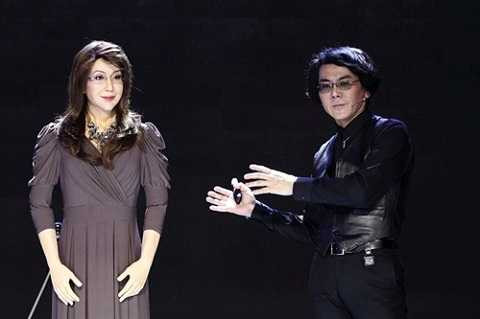 Dương Dương có ngoại hình giống hệt người thật Dương Dương có ngoại hình giống hệt người thật