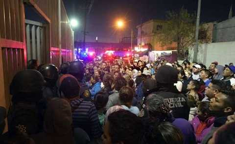 Bạo loạn kinh hoàng khiến cho 49 người thiệt mạng Bạo loạn kinh hoàng khiến cho 49 người thiệt mạng