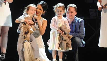 Gia đình hạnh phúc của Hồng Nhung và Kevin. Ảnh: Giang Huy.