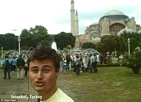 Chàng sinh viên trường đại học Montana, Mỹ Rebecca Strellnauer 