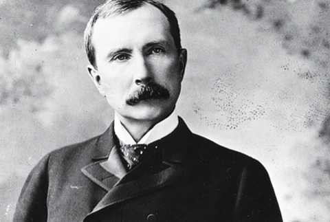 John D. Rockefeller (1839-1937). Vào thời của mình, Rockefeller từng là một đại gia trong lĩnh vực dầu mỏ Mỹ - công ty Standard Oil của ông đã nắm giữ 90% hoạt động sản xuất dầu của Mỹ. Tính theo hiện tại, số tài sản của John D. Rockefeller lên tới 341 tỷ USD John D. Rockefeller (1839-1937). Vào thời của mình, Rockefeller từng là một đại gia trong lĩnh vực dầu mỏ Mỹ - công ty Standard Oil của ông đã nắm giữ 90% hoạt động sản xuất dầu của Mỹ. Tính theo hiện tại, số tài sản của John D. Rockefeller lên tới 341 tỷ USD