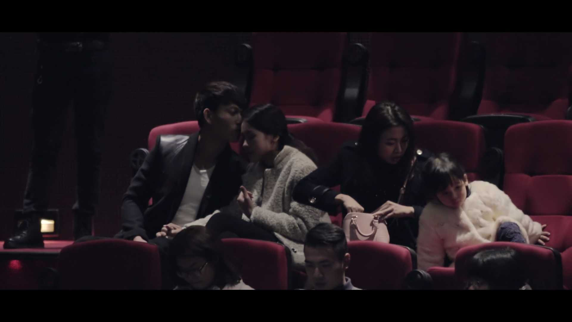 Đôi bạn trẻ đã yêu nhau được tròn 888 ngày