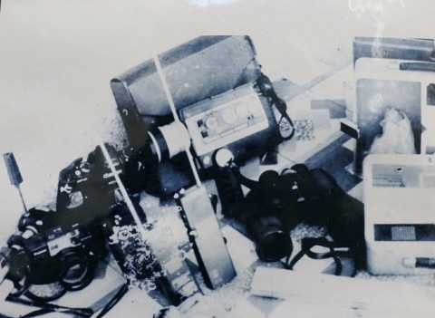 Các thiết bị được sử dụng để đi tìm kho báu trên đảo Hòn Tre - Ảnh: Công an Kiên Giang cung cấp