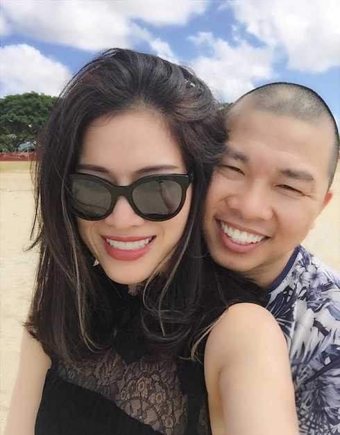 Hải Anh và vợ.