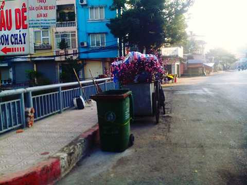 Hết Tết, đào Tết, chất thành rác, Bính Thân, bãi rác, Hà Nội, công nhân vệ sinh