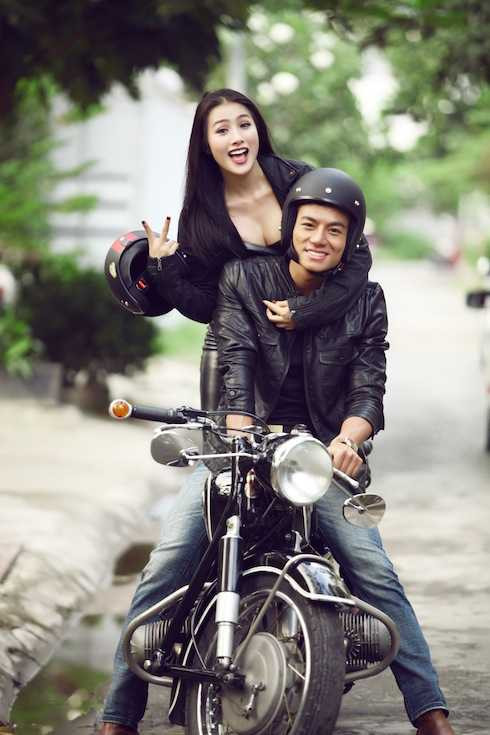 Hiếu Nguyễn và Trương Nhi có nhiều cảnh nóng táo bạo trong phim 'Ám ảnh'.