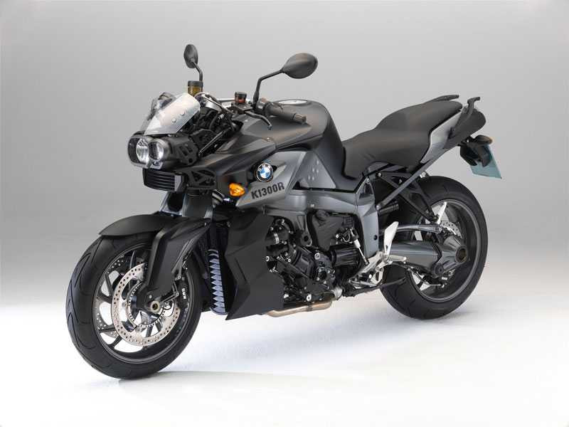 5. BMW K1300R (công suất: 160,4 mã lực).