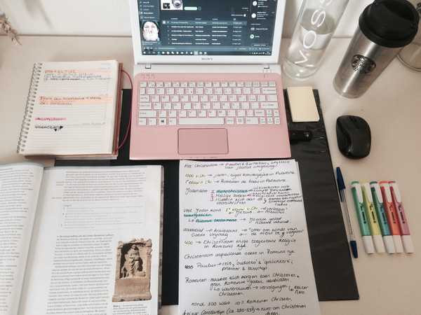 Nỗi lo của sinh viên sau Tết