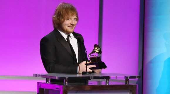 Grammy 2016: Taylor Swift giành giải album của năm với '1989'