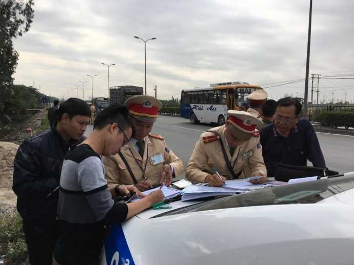 CSGT được quyền trưng dụng tài sản, phương tiện từ ngày 15/2. Ảnh minh họa