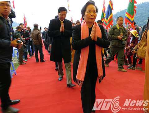 Phó chủ tịch Nước Nguyễn Thị Doan cùng các đại biểu Trung ương, tỉnh Quảng Ninh tham gia buổi lễ khai mạc