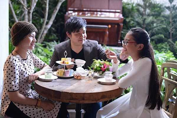 Phương Mỹ Chi kể chuyện đi hát đám ma giữa đêm