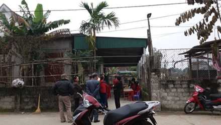 Ngôi nhà của gia đình nạn nhân.