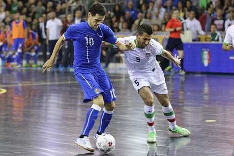 ĐT futsal Iran (phải) nay trưởng thành và mạnh hơn rất nhiều ĐT futsal Iran (phải) nay trưởng thành và mạnh hơn rất nhiều