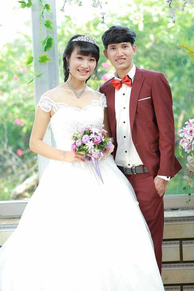 Màn rước dâu bằng xe đạp điện