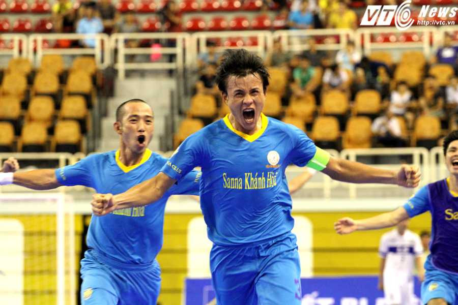 Futsal là môn thể thao luôn xuất hiện nhiều khoảnh khắc xuất thần, đầy cảm xúc (ảnh: Hoàng Tùng)