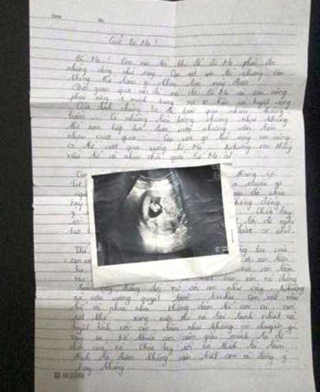 Nữ sinh tự vẫn