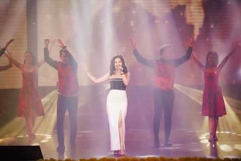 Dương Hoàng Yến 6