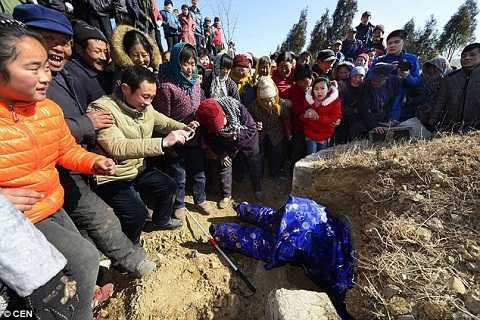 Đám ma độc nhất vô nhị ở Sơn Đông Đám ma độc nhất vô nhị ở Sơn Đông