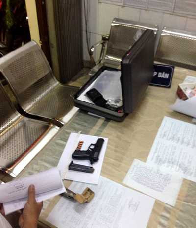 Nổ súng đánh ghen giữa Sài Gòn, một phụ nữ bị thương