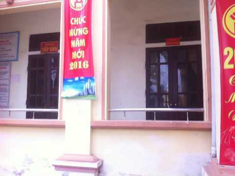 Lãnh đạo xã 'trốn việc' đi đám cưới con chủ doanh nghiệp?