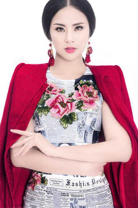 BST được ứng dụng từ nghiên cứu kỹ thật xếp giấy origami của Nhật Bản vào kết cấu quần áo để tạo nên những đường cắt cúp mạnh mẽ khoẻ khoắn