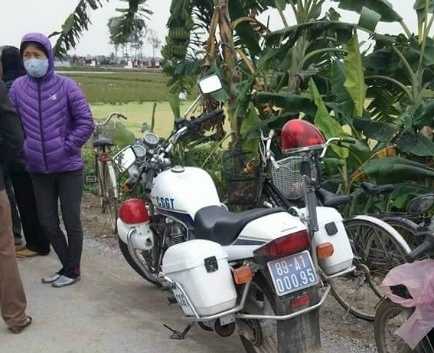 Chiếc xe đặc chủng truy đuổi 2 thanh niên gây tai nạn 