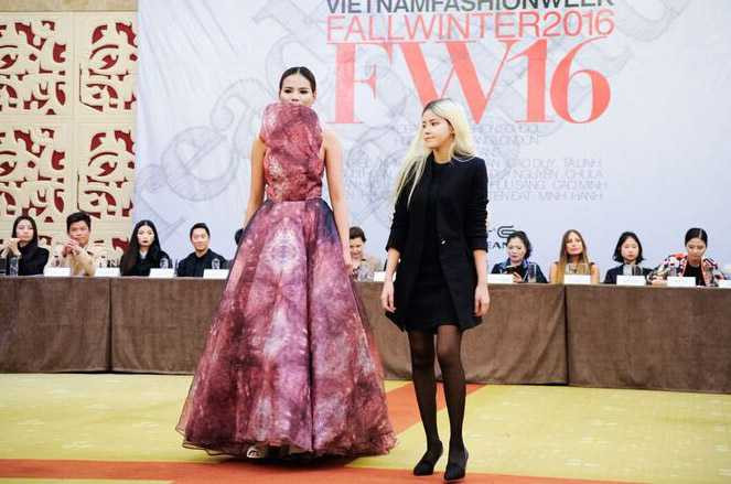 Ngọc Hân mang dấu ấn Nhật Bản tới Tuần lễ thời trang Thu Đông 2016