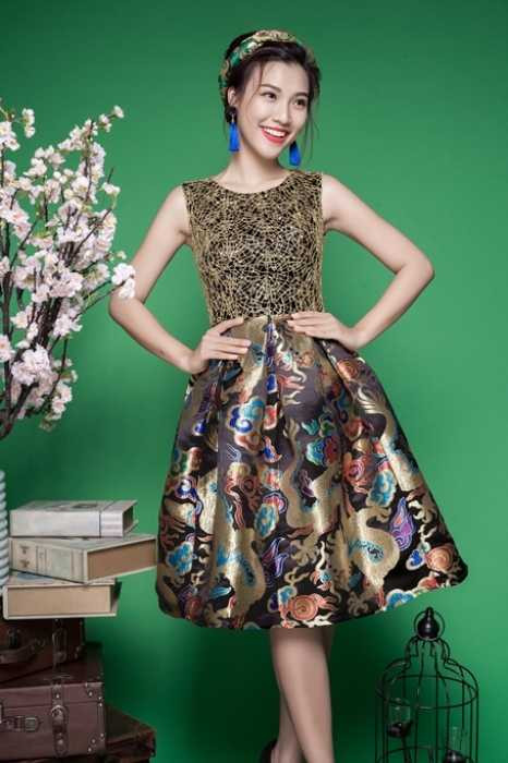 MC - Á hậu 9X Hoàng Oanh