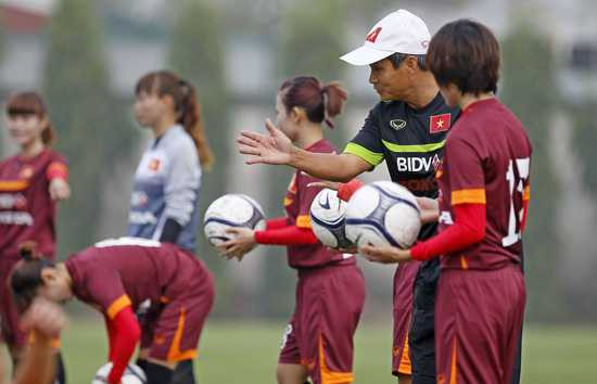 Tuyển nữ Việt Nam