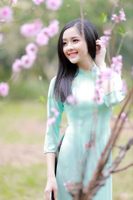 Hot girl xứ Tuyên