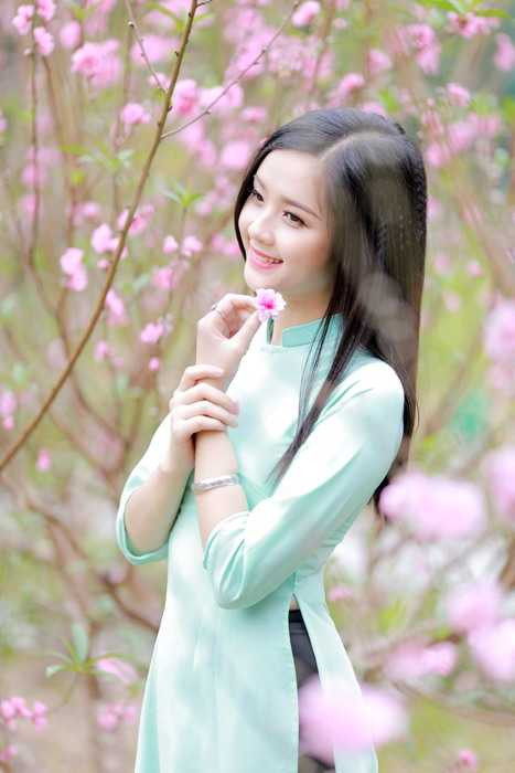 Hot girl xứ Tuyên