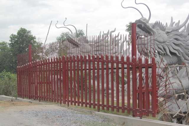 Cận cảnh nhà thờ tổ 100 tỷ không phép của Hoài Linh