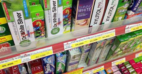 Các mặt hàng tiêu dùng Hàn Quốc, Nhật Bản có mức giá cao hơn so với hàng Việt Nam, Thái Lan Các mặt hàng tiêu dùng Hàn Quốc, Nhật Bản có mức giá cao hơn so với hàng Việt Nam, Thái Lan