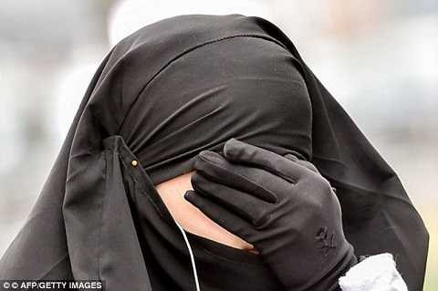 Phụ nữ thường bị tra tấn rất dã man