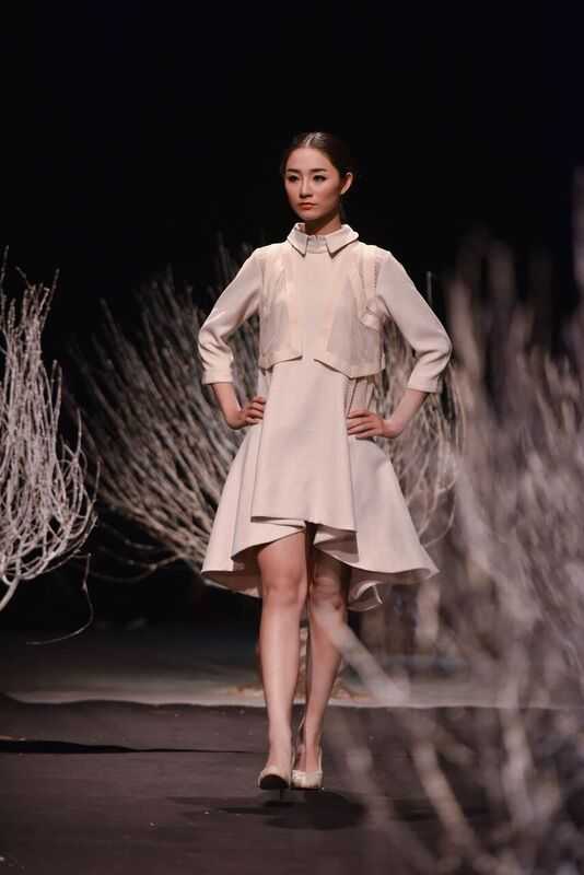 Tuần lễ thời trang Việt Nam Thu đông 2016: Ấn tượng trước các NTK trẻ